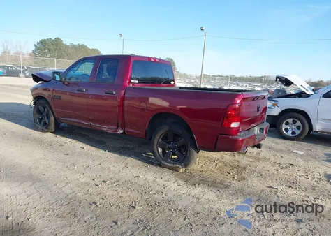 2018 Ram 1500 Express 4X2 6'4 Box z USA, uszkodzony, nr VIN 1C6RR6FT6JS182964